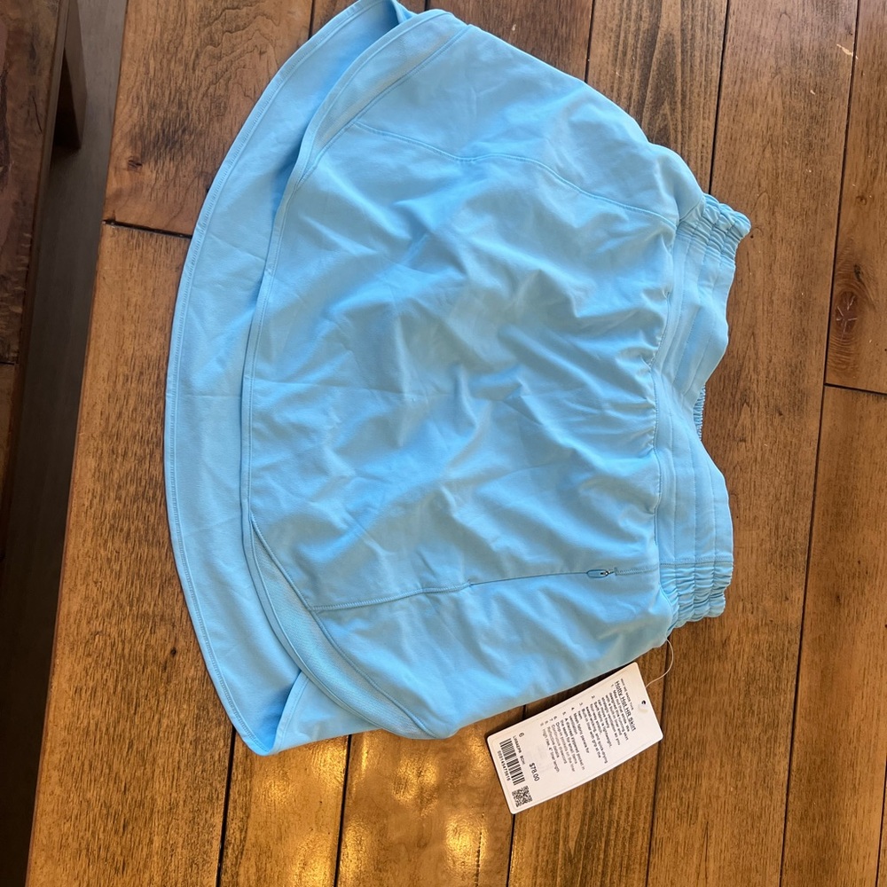 Lululemon Hotty Hot Skirt 6 NWT Blue